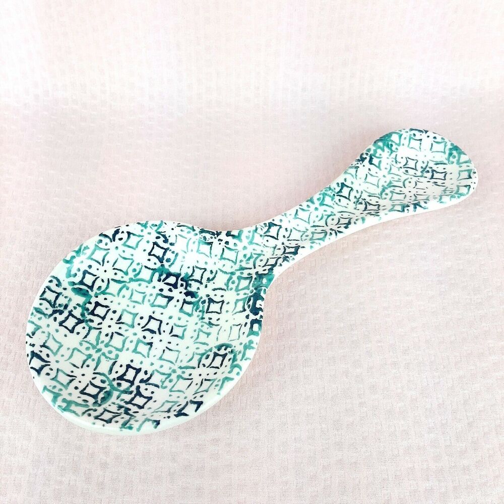 Portugal Terracota Spoon Rest Kitchenware made in Portugal White and Blue